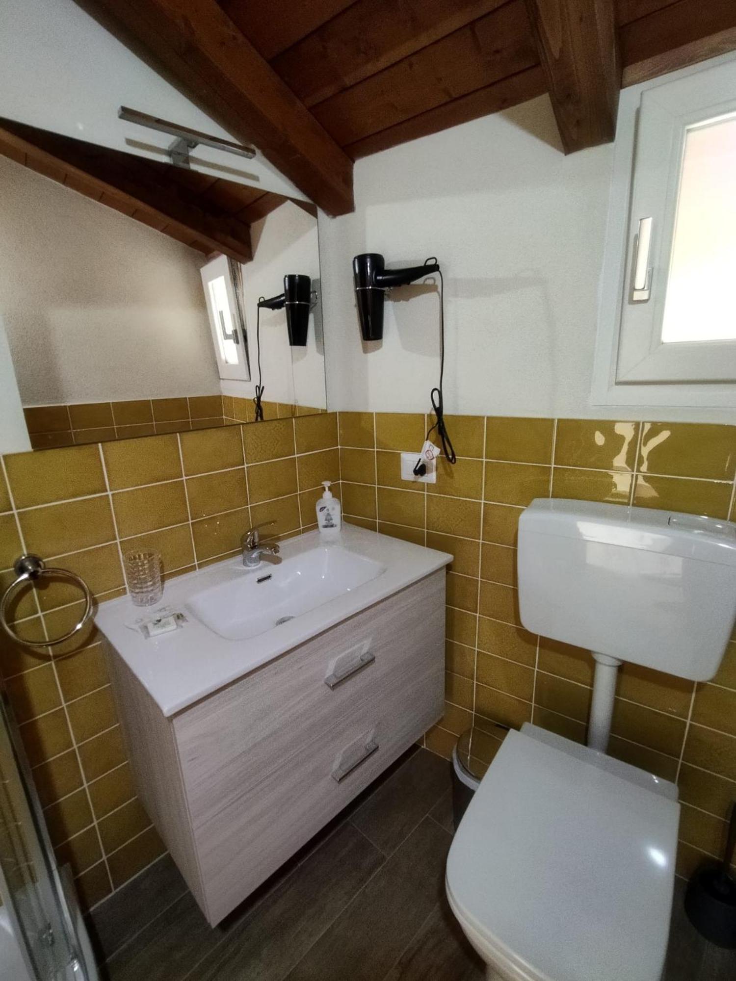 B&B Dal Cardinale Оцьери Экстерьер фото